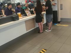 -麦当劳(军博店)