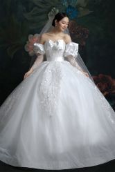 -喜爱高定婚纱摄影