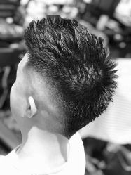 -尼特斯男士发型馆