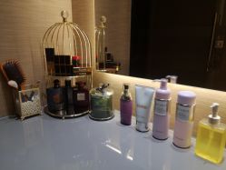 -栖SPA·ONDA ·海菲秀·皑皑科技美肤中心