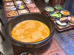 -银米·云南传统过桥米线(双廊黑金冠店)