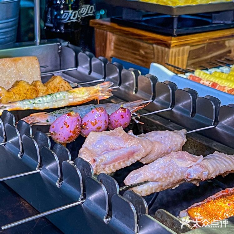 暑期特种兵旅行🍖总算来打卡很久以前羊肉串啦！