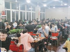 大堂-皖北巫氏三胖地锅鸡(长淮总店)