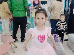 -Isee灰姑娘国际儿童艺术中心