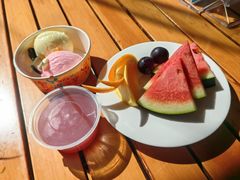 -腾冲洞山温泉村