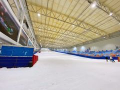 -乔波室内滑雪场