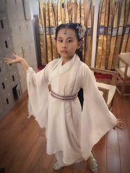 -盘子女人坊古装写真摄影(厦门总店)