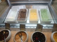 -大中华希尔顿酒店-念自助餐·嗨啤·小龙虾