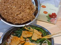 -柳州肥姨妈大骨螺蛳粉(东靖路店)