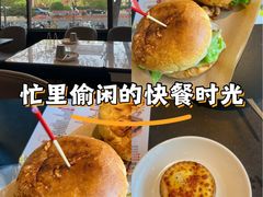 -必胜客(东大桥店)