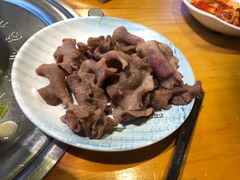 -唯成•韩国炭火烤肉 유성고기