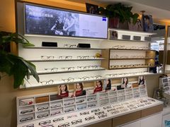 -视野联行眼镜·蔡司授权店(长白万象汇店)