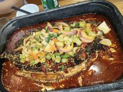 -鱼众不同·鸡公煲·烤全鱼(国顺路店)