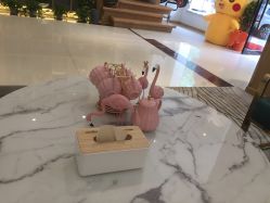 -百秀名媛纹绣美学护肤中心