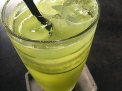 -UNI UNI(环亚凯瑟琳店)