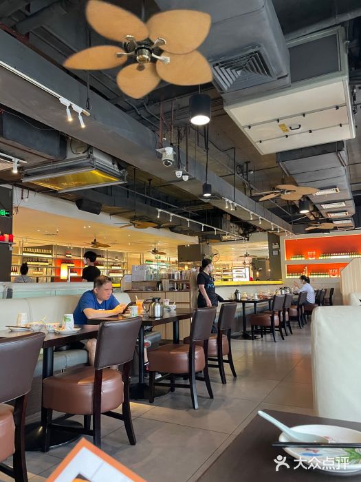 大头虾越式风味餐厅(光明广场店)图片