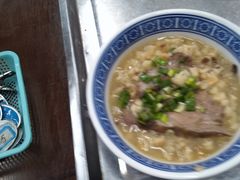 -崇德楼水盆牛羊肉泡馍馆(文艺路店)