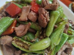 -芦茨金富饭庄·25年老字号·专做稻草鸡