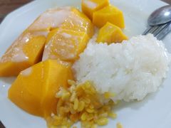 -Pad Thai Kratong Thong by ama