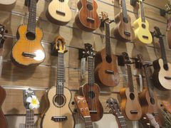 -WithU悠弦时光·尤克里里之家ukulele(宽窄巷子店)