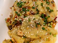 -有红鸡毛店·川菜(建设路店)