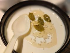 手工自制酸奶-巴扎美食·新疆菜·西域歌舞表演餐厅(新疆大厦店)
