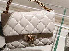-CHANEL(恒隆广场店)