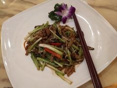 泥丁炒大葱-外沙疍家棚酒楼