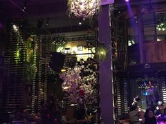 -胡桃里音乐餐厅(陶溪川店)(川湘赣菜·世界百大酒庄直供红酒·音乐表演)