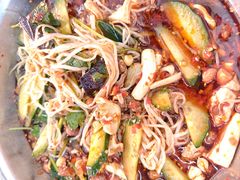-周良天山牛杂城(天山路总店)