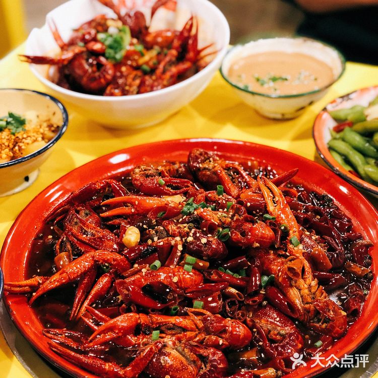 这家店简直是夏天标配🦞🦞🦞