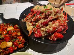 -巴厘龙虾·榜首油焖大虾(音乐学院·沿江酒馆店)