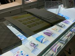 -西南眼镜·蔡司·依视路战略合作店(南街店)