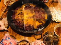 -岗上渣渣老火锅(两路口店)