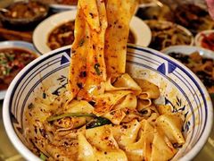 -江城小馆陕南妈妈菜·全球旅行餐厅(钟楼店)