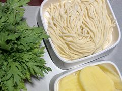-宴全牛粤来越牛潮汕鲜牛肉火锅(海州万达广场店)