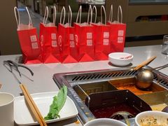 -海底捞火锅(高新万达店)