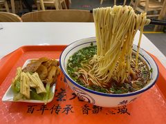 -陆元丰·兰州纯汤牛肉面(自强西路店)