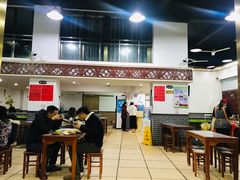 大堂-黄师奶甜品店