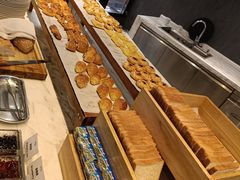 -筠咖啡西餐厅(上海国展宝龙丽筠酒店)