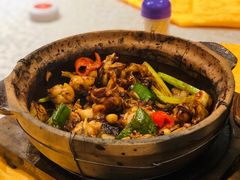 -天宝食坊·啫啫煲大排档(西华路店)