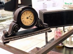 -SIX Hair Consultant