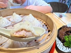 招牌鲜肉小笼汤包-玖鲜小笼(中山广场店)