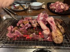 烤羊腿-柿子树炭烤羊腿(金台路店)