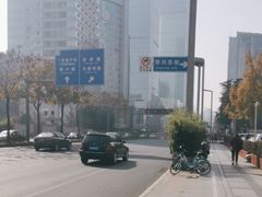 -雨田饭店