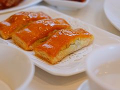 蜜汁叉烧酥-利苑酒家(金宝店)