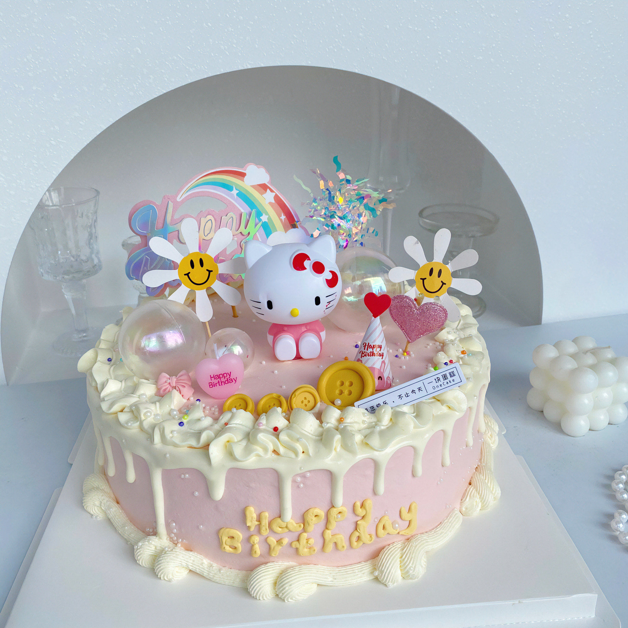 小女孩的最爱kt猫🎂