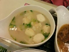 鱼蛋云吞-翠华餐厅(山顶道店)