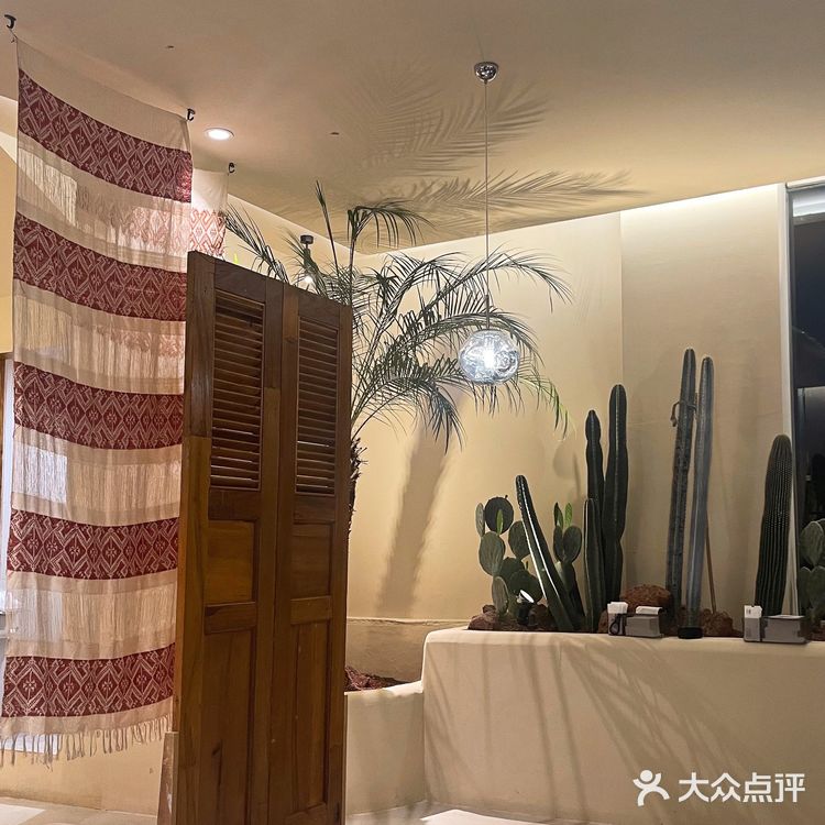 出片好地!可是………嘤