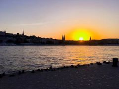 -多瑙河畔鞋履雕塑